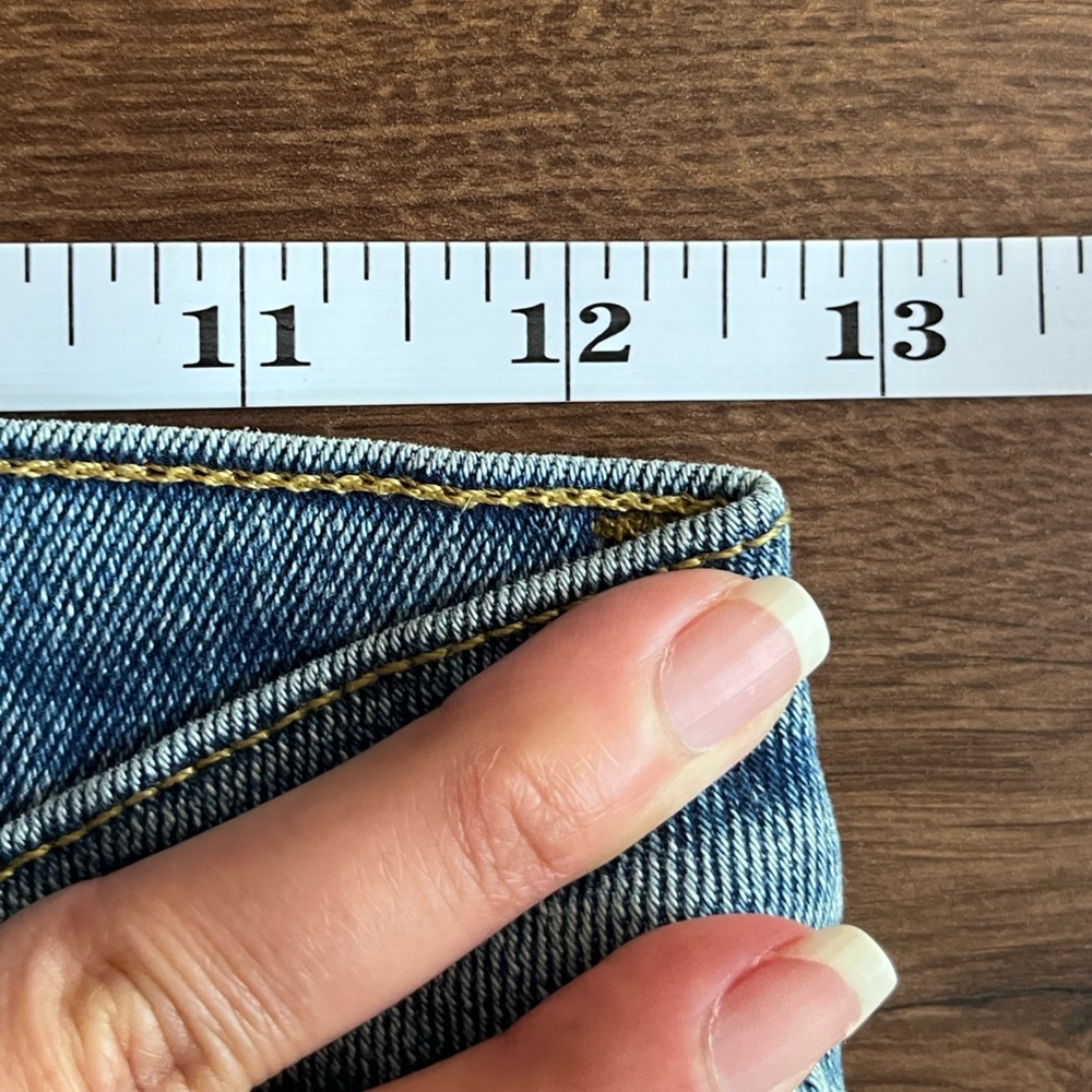 BDG Urban Outfitters Girlfriend High Rise Jeans – Size 25 | Frayed Hem | Vintage - Picture 5 of 13